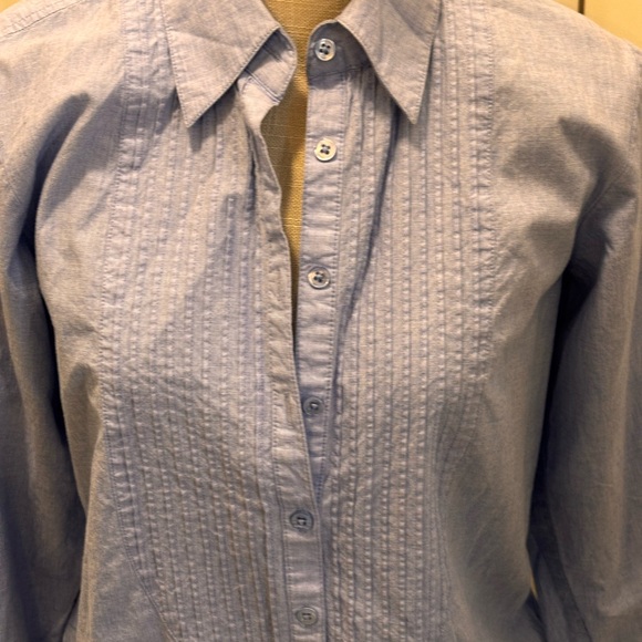 Wonen’s Blue Button-Up Shirt - stylish CABI - Picture 12 of 13